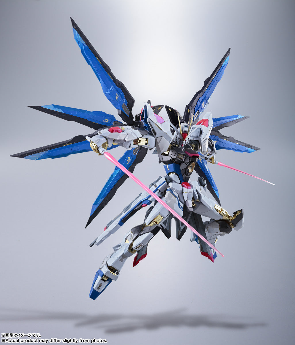 METAL BUILD ストライクフリーダムガンダム ＜リバイバル版＞